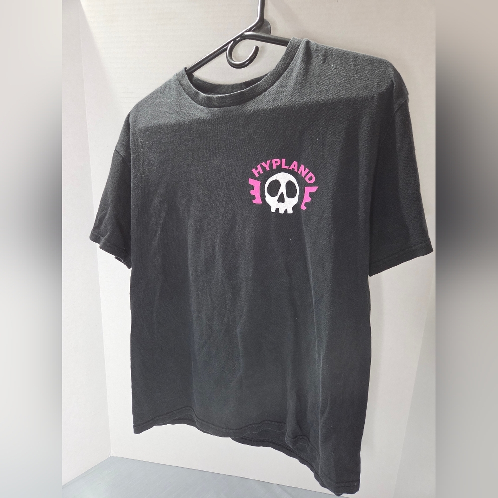 Hyland Hunter X Hunter Feintan Porter Black Tee with Pink Skull Graphic Size M